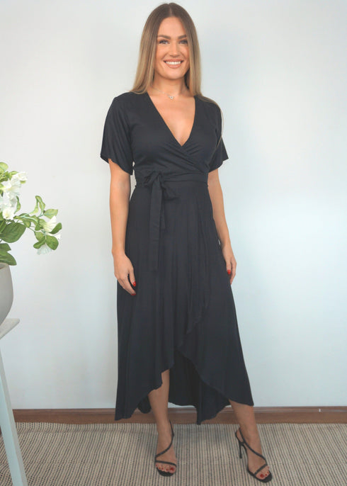 Dress The Maxi Wrap Dress - Midnight Black dubai outfit dress brunch fashion mums