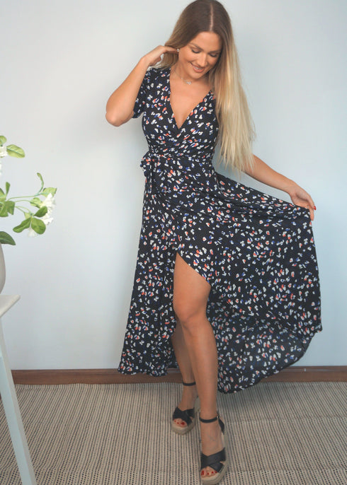 Dress The Maxi Wrap Dress - Royal Coral Jungle dubai outfit dress brunch fashion mums