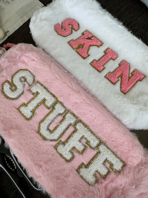 Furry Pouch dubai outfit dress brunch fashion mums