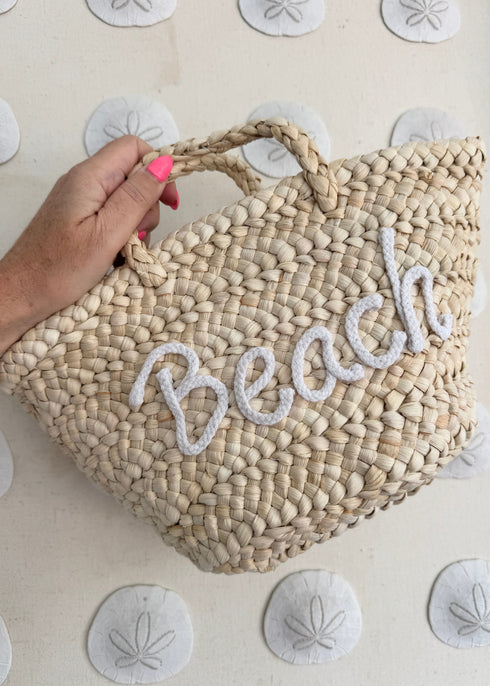 The Little Basket Bag - Beach White dubai outfit dress brunch fashion mums