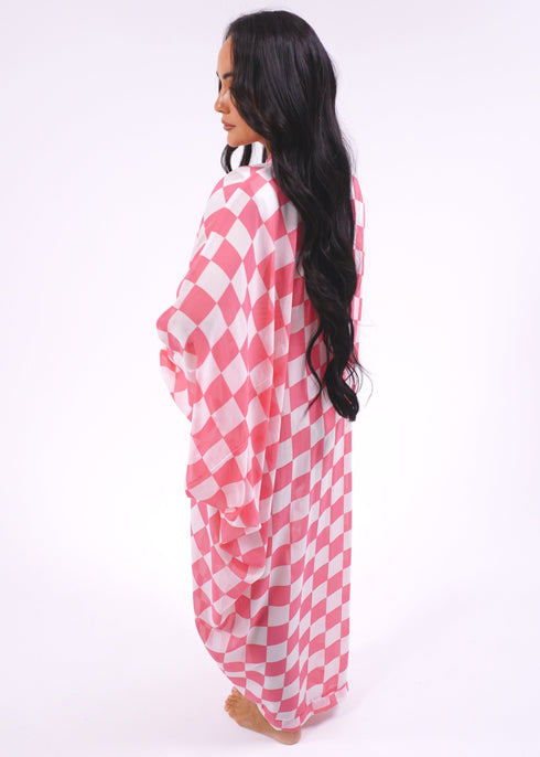 O/S The Palm Kimono - Lipstick Checks dubai outfit dress brunch fashion mums