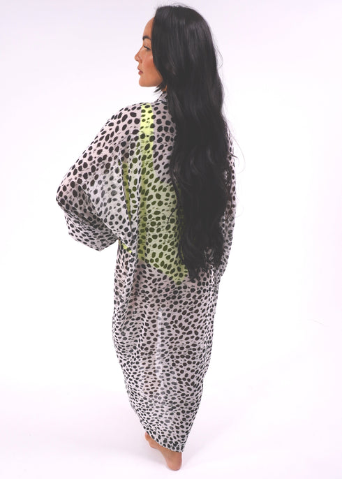 O/S The Palm Kimono - Mini Dalmatian dubai outfit dress brunch fashion mums