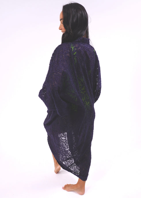 O/S The Palm Kimono - Navy Lace dubai outfit dress brunch fashion mums