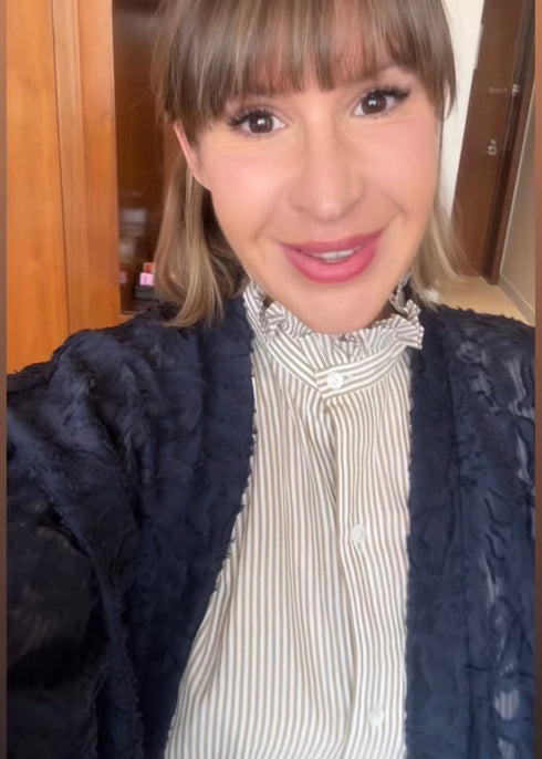 O/S The Palm Kimono - Navy Lace dubai outfit dress brunch fashion mums