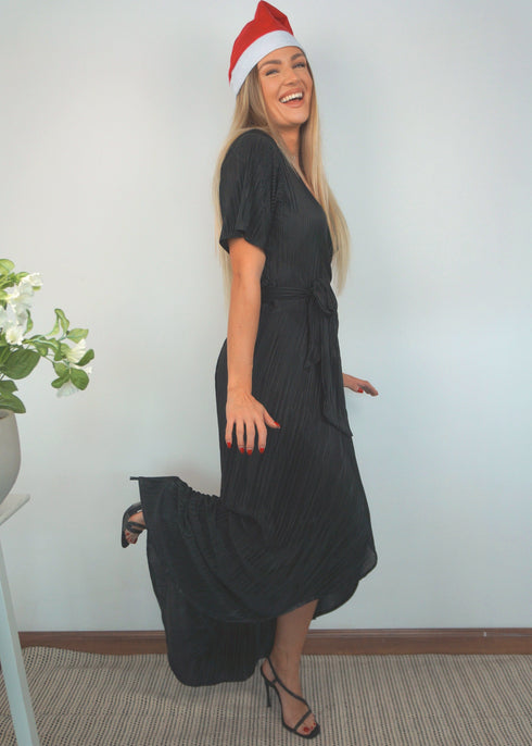 The Pleated Wrap Dress - Christmas Black Pleats dubai outfit dress brunch fashion mums