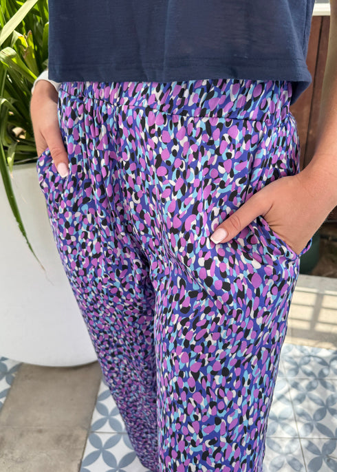The Tivoli Trousers - Peacock Purples dubai outfit dress brunch fashion mums