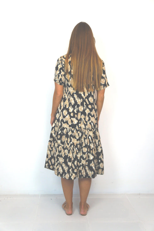 Beach Kaftan The Lakes Dress - Desert Black... dubai outfit dress brunch fashion mums