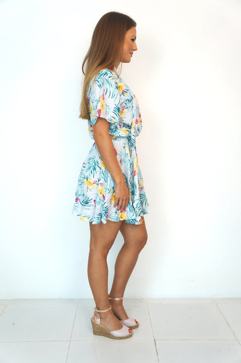 Beach Kaftan The Leah Dress - Hibiscus Green dubai outfit dress brunch fashion mums