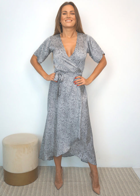 Dress The Maxi Wrap Dress - Jungle Nights dubai outfit dress brunch fashion mums