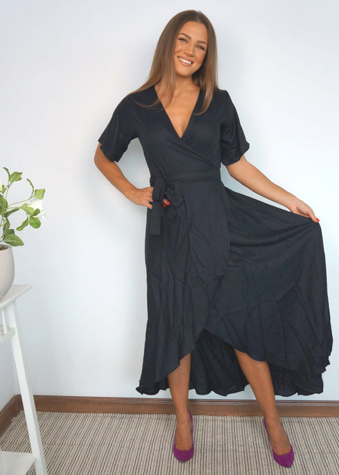 Dress The Maxi Wrap Dress - Midnight Black dubai outfit dress brunch fashion mums