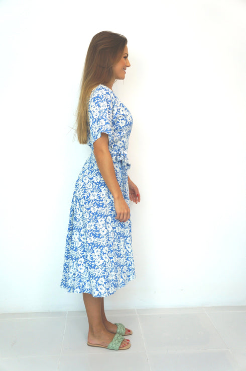 Dress The Wrap Dress - Floral Skies... dubai outfit dress brunch fashion mums