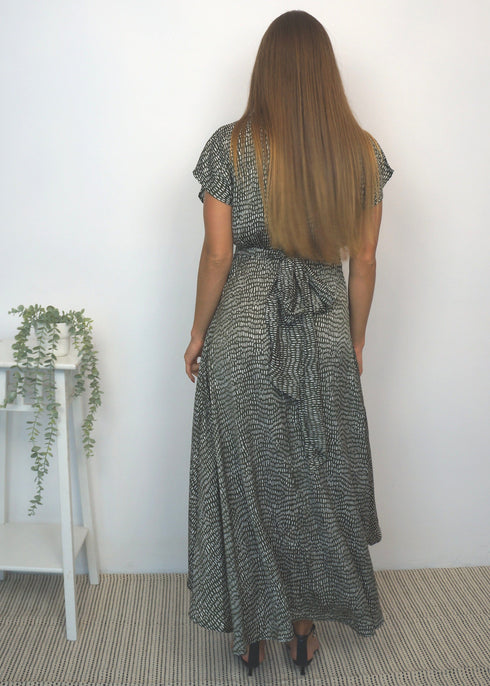 Dresses The Evening Dress - Olive Martinis Satin dubai outfit dress brunch fashion mums