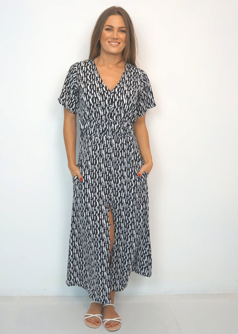 Dresses The Helen Dress - Mj Dashes dubai outfit dress brunch fashion mums