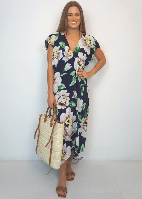 Dresses One size The Kate Maxi Dress - Navy Floral dubai outfit dress brunch fashion mums