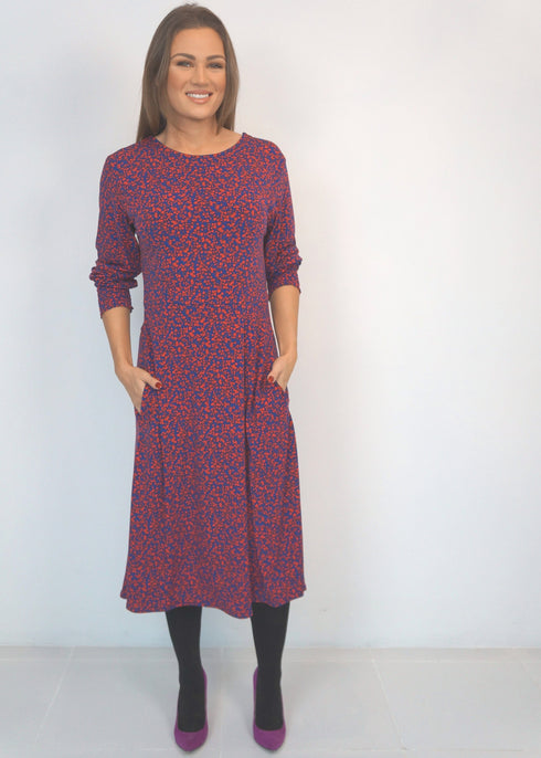 The A/W Pixie Dress - Lipstick Ivy dubai outfit dress brunch fashion mums