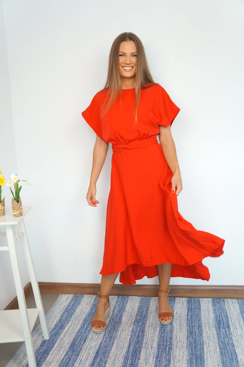 The Evening Dress - Scarlet Red dubai outfit dress brunch fashion mums