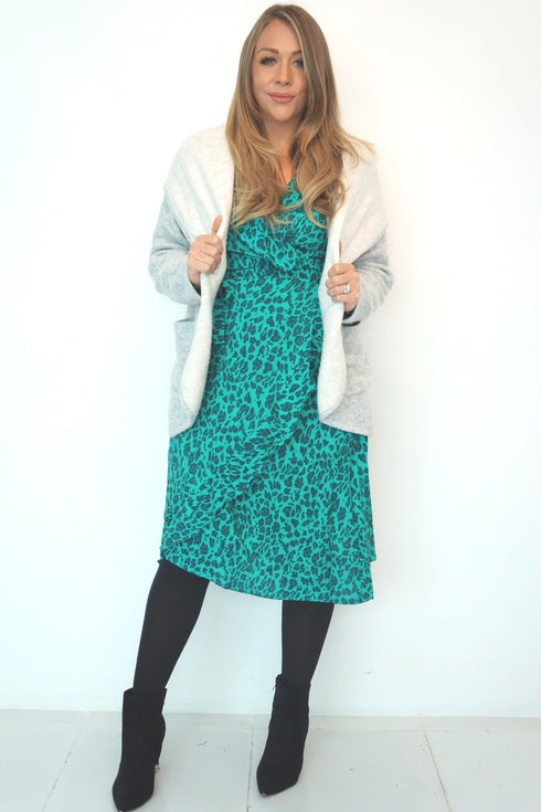 The Flirty Wrap Dress Midi - Jade Jungle dubai outfit dress brunch fashion mums