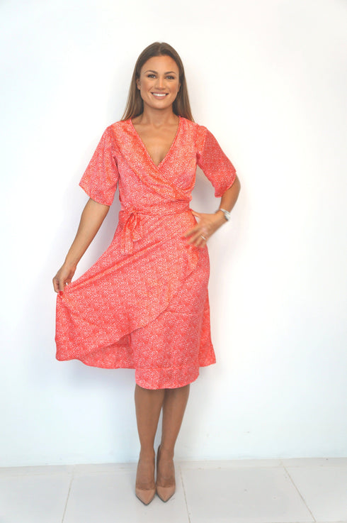 The Flirty Wrap Dress Midi - Lipstick Splash dubai outfit dress brunch fashion mums