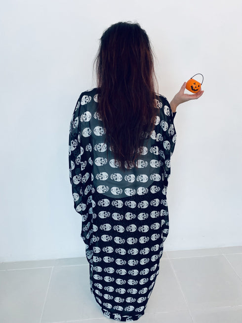 BLACK AND WHITE PAINTED CHEVRON The Palm Kimono - Midnight Skulls dubai outfit dress brunch fashion mums