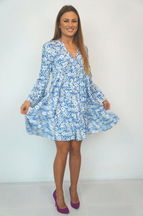 The Tiered Dress - Floral Skies... dubai outfit dress brunch fashion mums