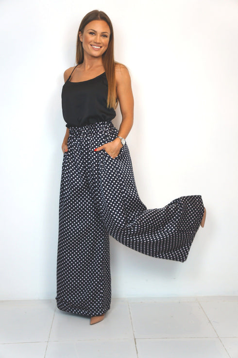 The Tivoli Trousers - Midnight Blush dubai outfit dress brunch fashion mums