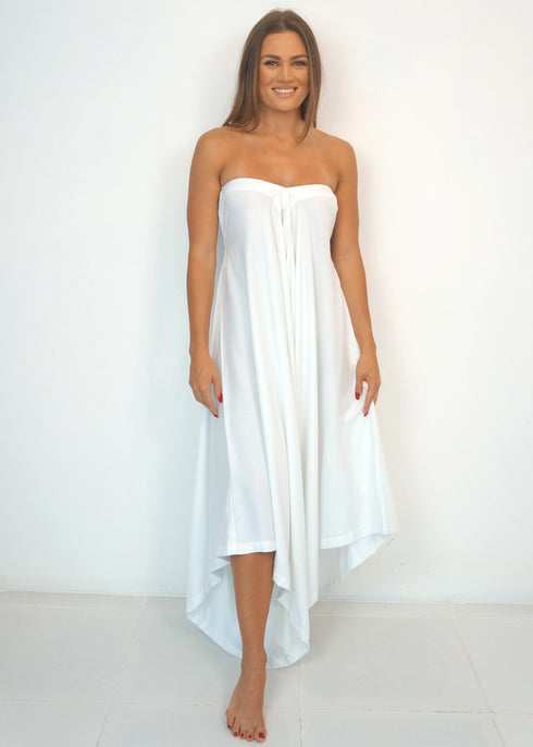 Clothing O/S The Harem Jumpsuit - Pure White dubai outfit dress brunch fashion mums