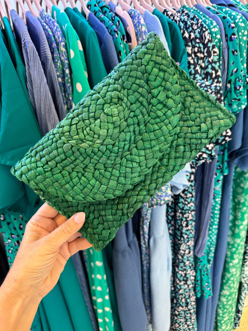 Green Rattan Clutch Bag dubai outfit dress brunch fashion mums