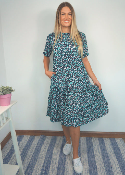 The Lakes Dress - Midsummer Breeze dubai outfit dress brunch fashion mums