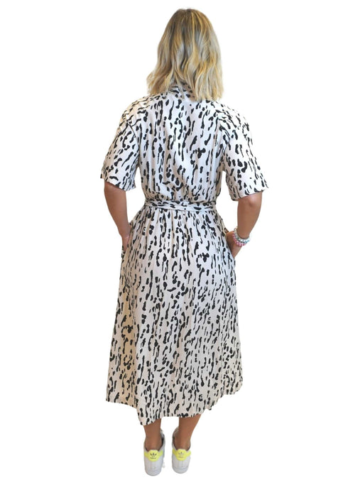 The Perfect Shirt Dress - Park Life dubai outfit dress brunch fashion mums