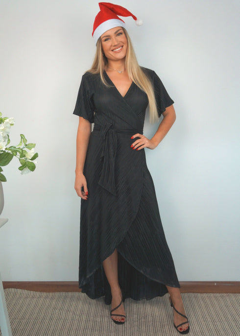 The Pleated Wrap Dress - Christmas Black Pleats dubai outfit dress brunch fashion mums