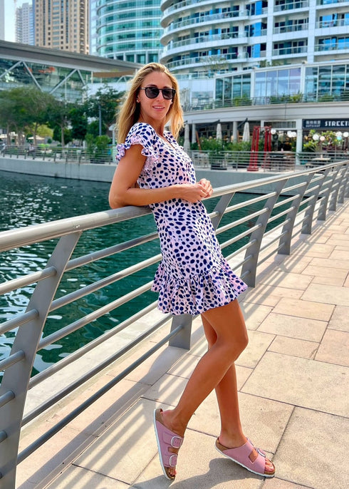 The V Flirty Anywhere Dress - Hamptons Weekend dubai outfit dress brunch fashion mums