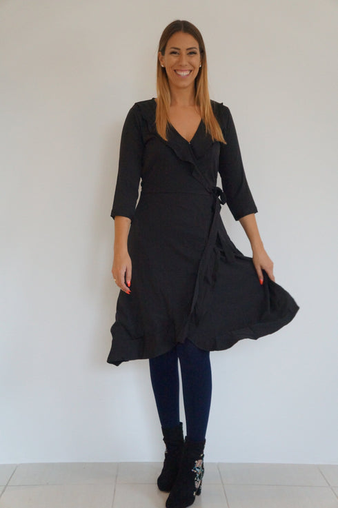 Dress The Flirty Wrap Dress Midi - Midnight Black dubai outfit dress brunch fashion mums