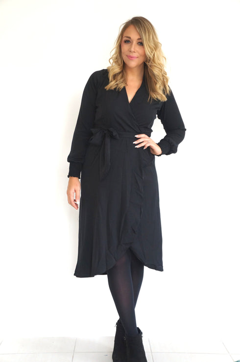 Dress The Maxi Wrap Dress - Midnight Black... dubai outfit dress brunch fashion mums