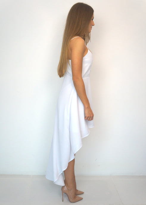 Dress The Strappy Cape Dress - Pure White dubai outfit dress brunch fashion mums
