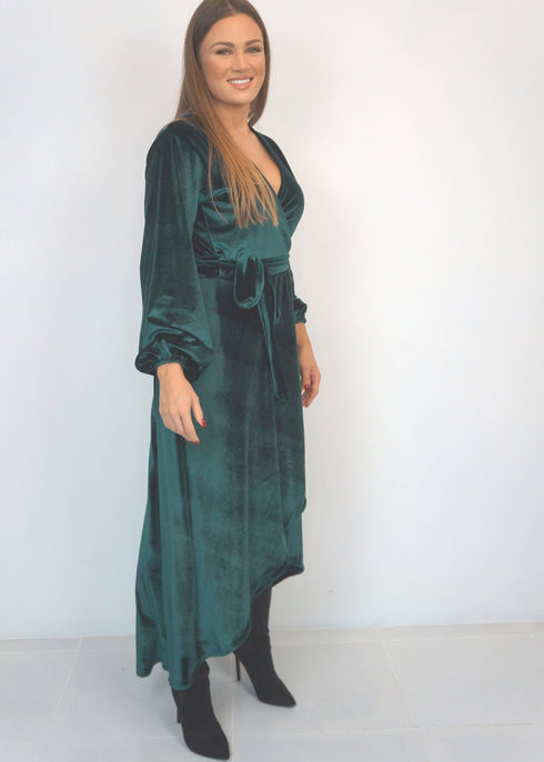 Dress The Velvet Maxi Wrap Dress - Green Velvet dubai outfit dress brunch fashion mums