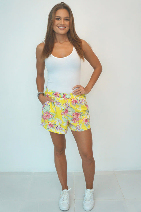 The Chill Shorts - Summer Yellow Floral dubai outfit dress brunch fashion mums