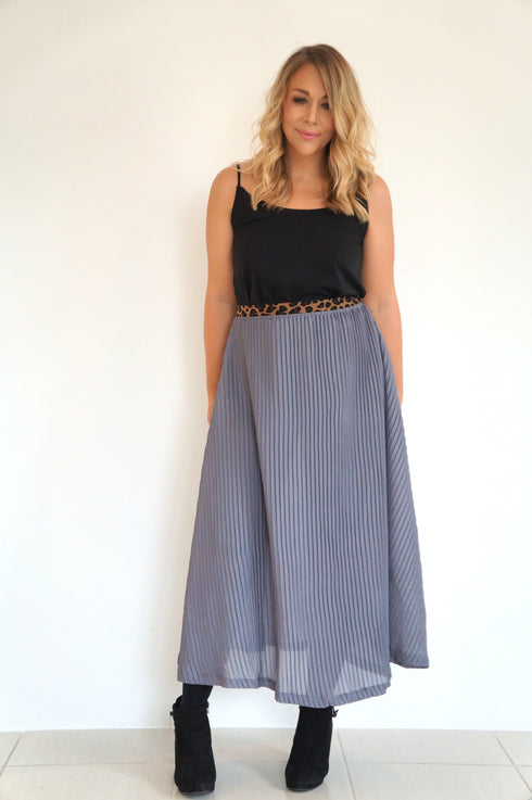 The Joss Maxi Skirt - Plated Grey dubai outfit dress brunch fashion mums