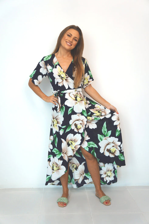 The Kate Maxi Dress | Navy Garden dubai outfit dress brunch fashion mums