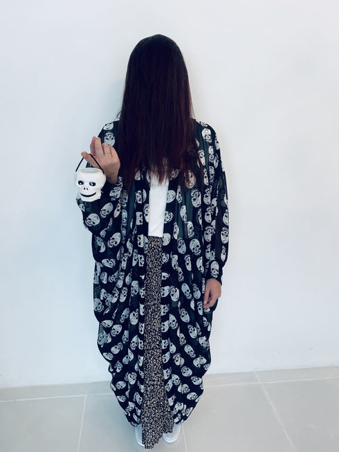 BLACK AND WHITE PAINTED CHEVRON The Palm Kimono - Midnight Skulls dubai outfit dress brunch fashion mums