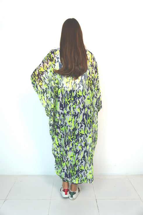 The Palm Kimono - Neon Camo dubai outfit dress brunch fashion mums