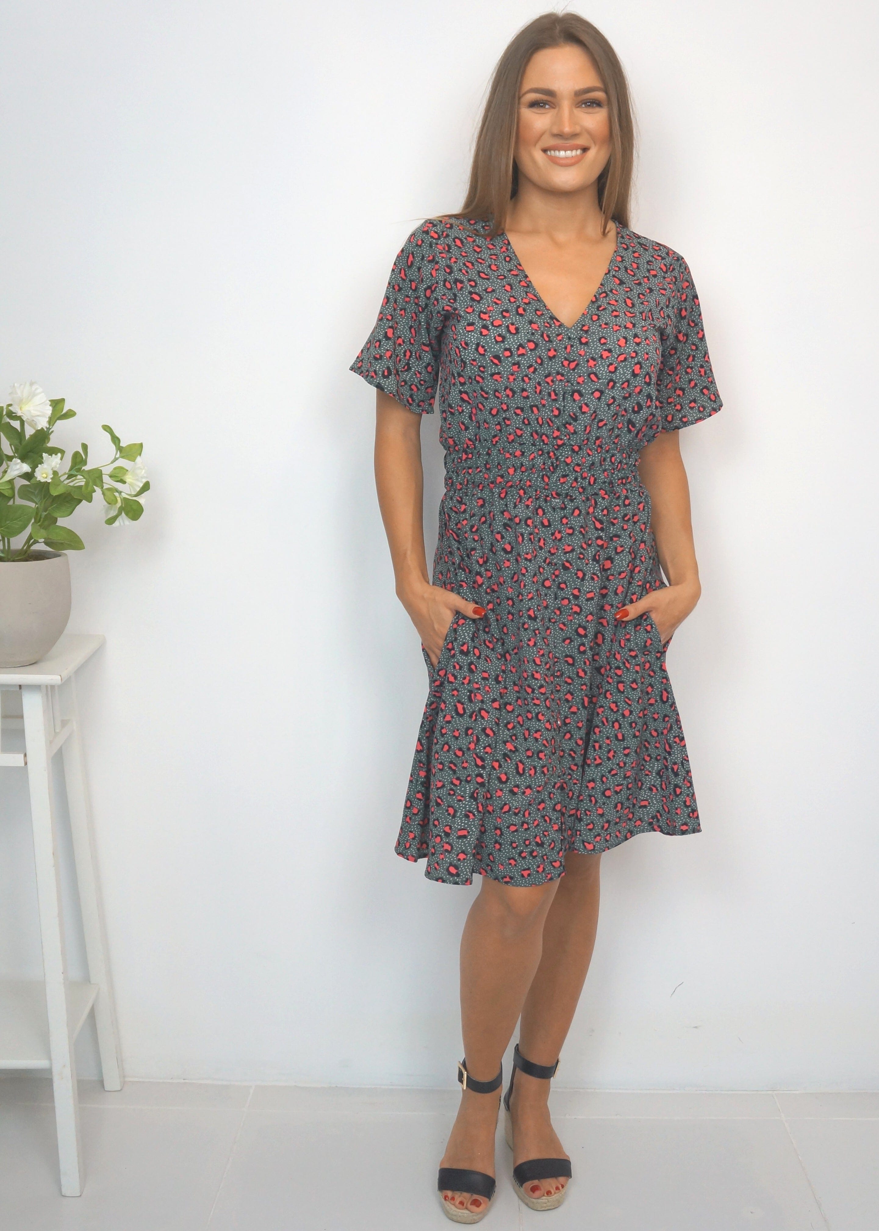 SALE – NEON STAR SALE – NEON STAR